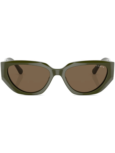 Vogue Eyewear Cat-eye Frame Tinted Sunglasses - Green 