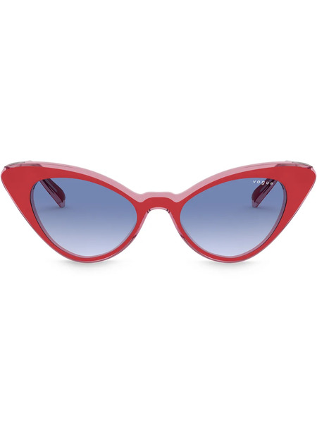  Vogue Eyewear Cat-eye Gradient Lens Sunglasses - Red 