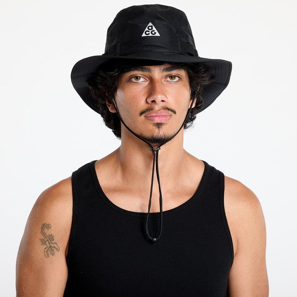  Nike Apex Storm-fit Bucket Hat Black/ Reflective Silver S 