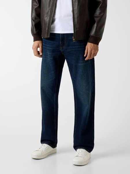  Guess Damon Straight Jeans 