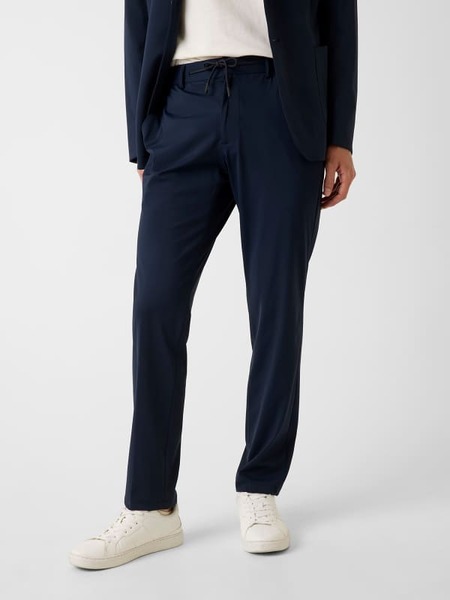  Guess Schmal Geschnittene Chinohosen 