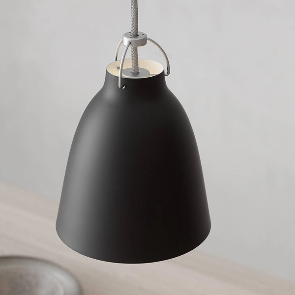  Fritz Hansen Fritz Hansen Caravaggio P1 Matowa Czerń 