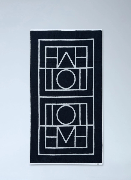  Toteme Toteme Monogram Jacquard Beach Towel - Frau  Black One Size 