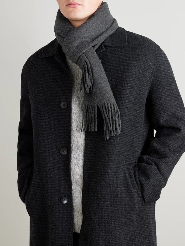  Mr P. - Logo-appliquéd Fringed Cashmere Scarf - Men - Gray 