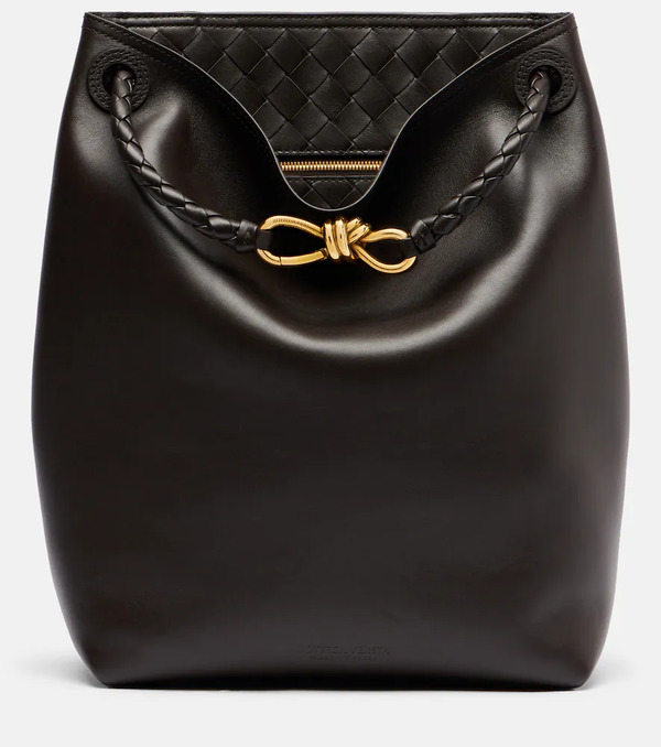  Bottega Veneta Bottega Veneta Andiamo Small Leather Bucket Bag 