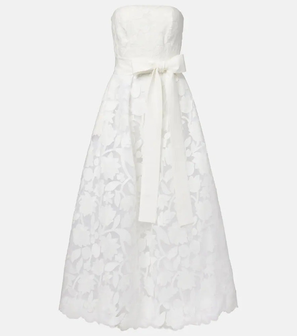  Elie Saab Elie Saab Embroidered Tulle Gown 