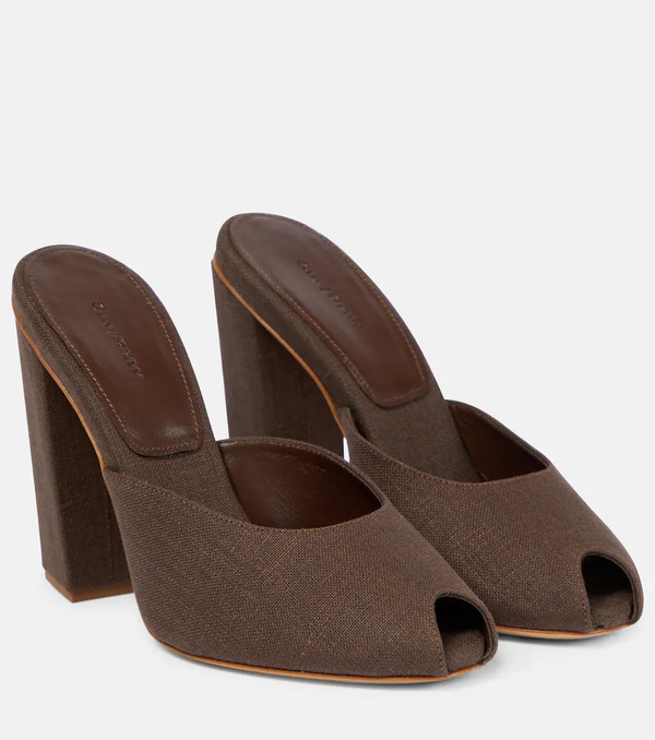  Gia Borghini Gia Borghini Rosie 38 Mules 