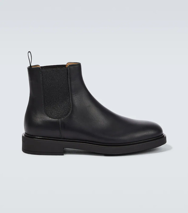  Gianvito Rossi Gianvito Rossi Chester Leather Ankle Boots 