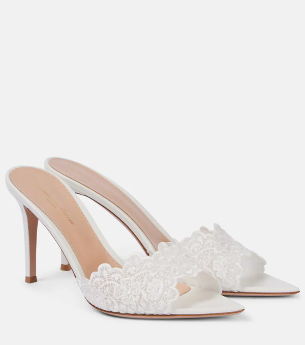  Gianvito Rossi Gianvito Rossi Yvonne 85 Lace Sandals 
