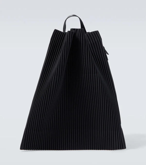 Homme Plisse Issey Miyake Homme Plissã© Issey Miyake Drawstring Pleats Shoulder Bag 