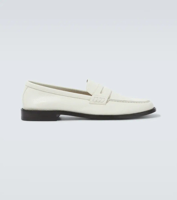  Manolo Blahnik Manolo Blahnik Perry Leather Penny Loafers 