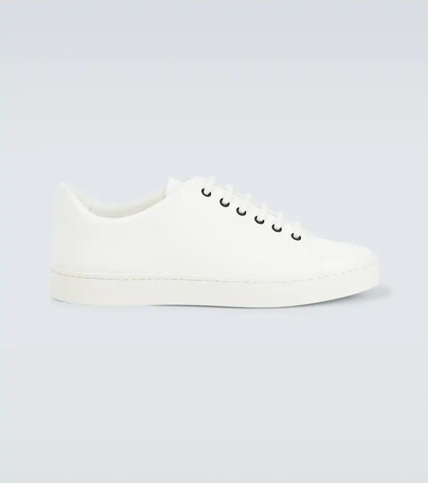  Manolo Blahnik Manolo Blahnik Semanado Leather Sneakers 