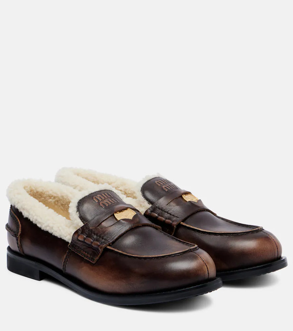  Miu Miu Miu Miu Shearling-lined Leather Penny Loafers 