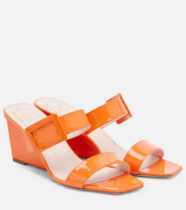  Roger Vivier Roger Vivier Belle Vivier 60 Patent Leather Wedge Mules 