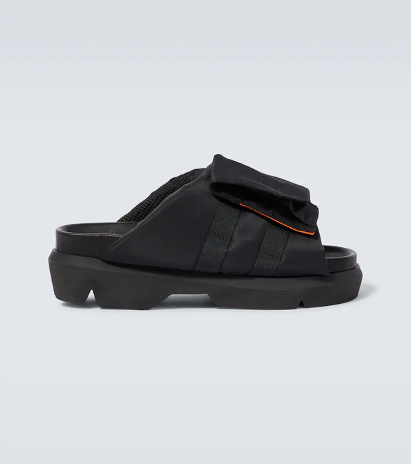  Sacai Sacai Pockets Slides 