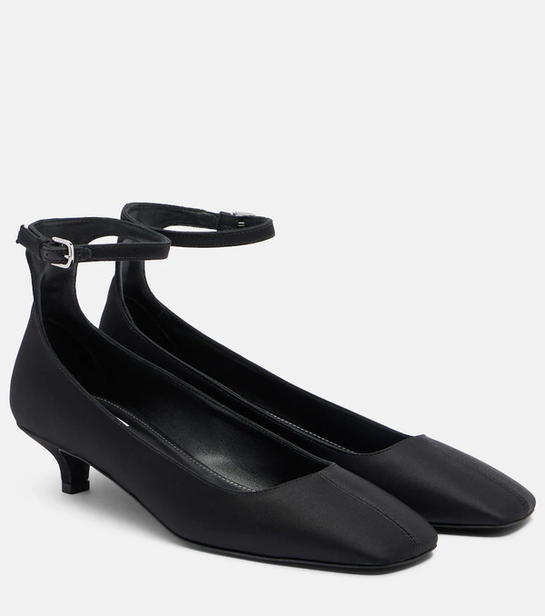  Toteme Toteme Satin Pumps 