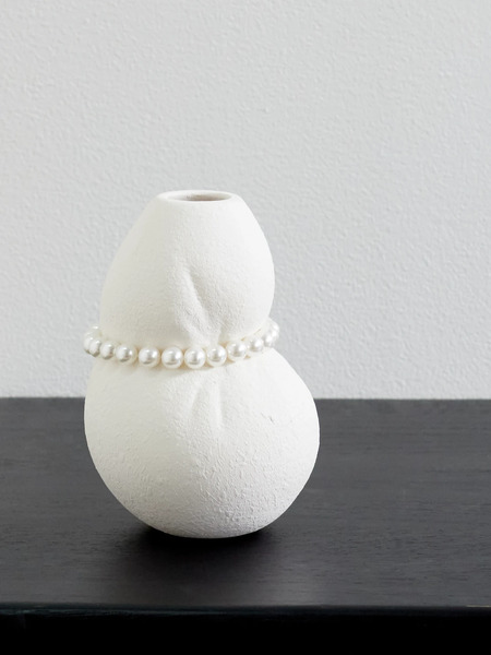  Completedworks Completedworks - Squeezed Small Pearl-like Embellished Ceramic Vase - Beige 