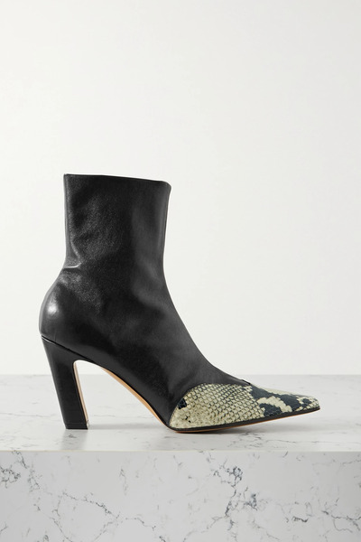  Khaite Khaite - Nevada Leather Ankle Boots - Black 