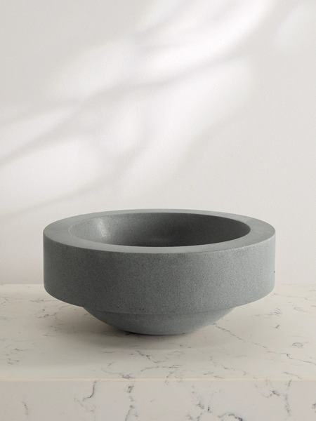  Louise Roe Louise Roe - 09 Gallery Object Basalt Bowl - Dark Gray 