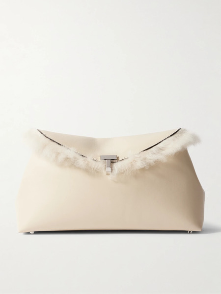  Toteme Toteme - T-lock Shearling Clutch - Ecru 