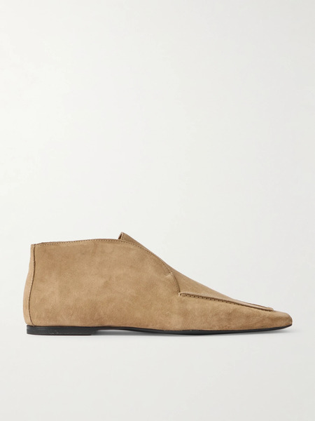  Toteme Toteme - The Desert Suede Ankle Boots - Camel 