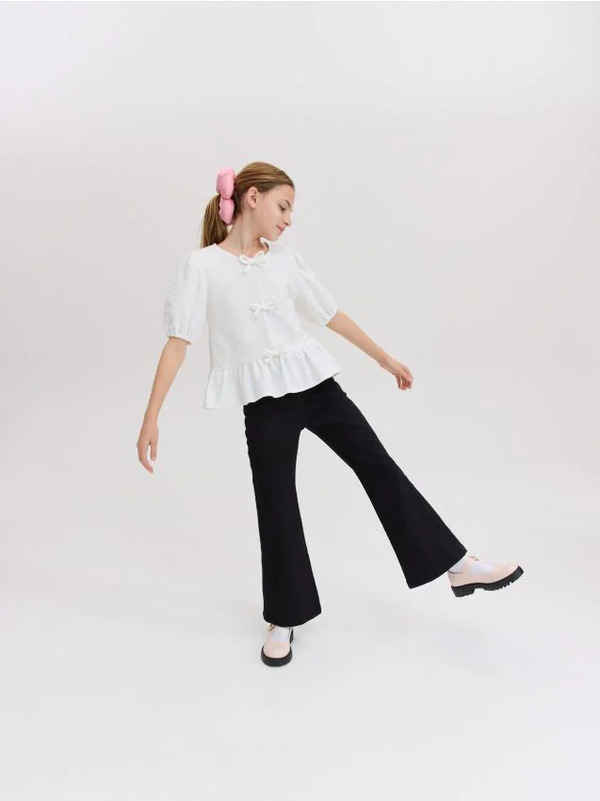  Reserved - Jeansy Flare High Waist - Czarny 
