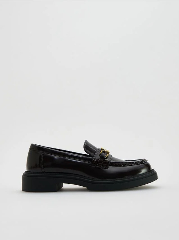  Reserved - Loafersy Na Niskim Obcasie - Mahoniowy 