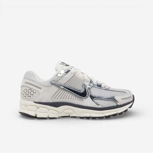  Nike  Buty Nike  Zoom Vomero 5 Photon Dust Metallic Silver (women's)  