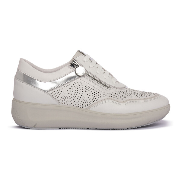  Stonefly  Trampki Stonefly  Rock 30 White  