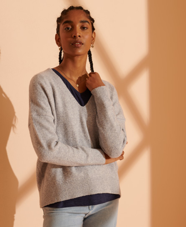  Superdry Isabella Slouch V-neck Jumper 